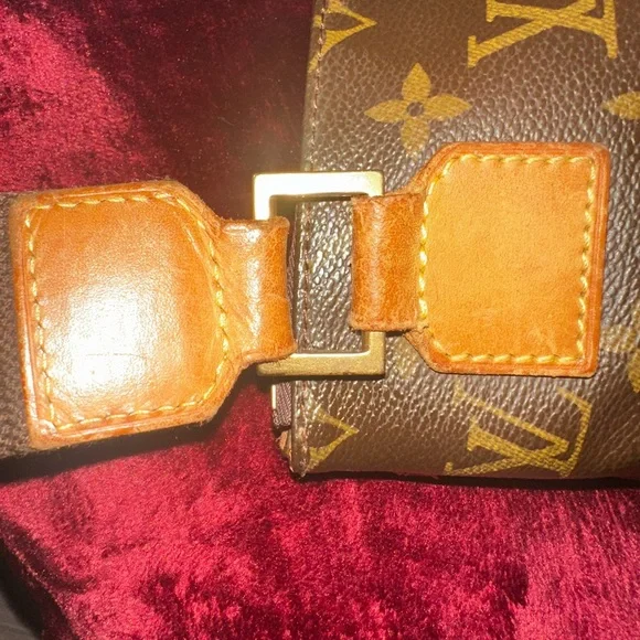 Louis Vuitton Brown Monogram Pochette Bosphore Crossbody Bag - Picture 4 of 12